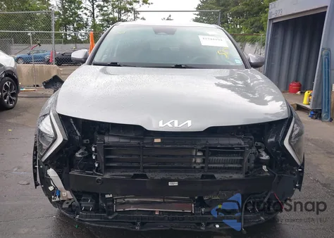 2023 Kia Sportage Hybrid Lx z USA, uszkodzony, nr VIN KNDPUCAGXP7030172